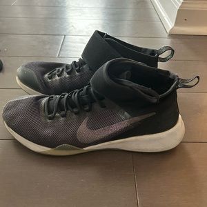 Nike size 8US athletic sneaker